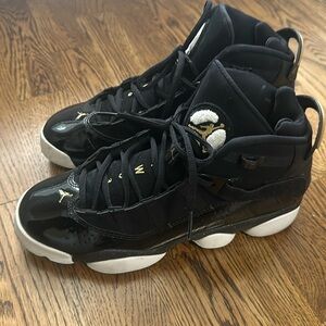Jordan 6 Rings Blk and Gold 7Y. No box. Great condition
